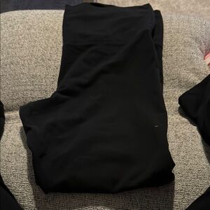 Women’s Victoria Secret XLarge fold over leggings black
2 pairs